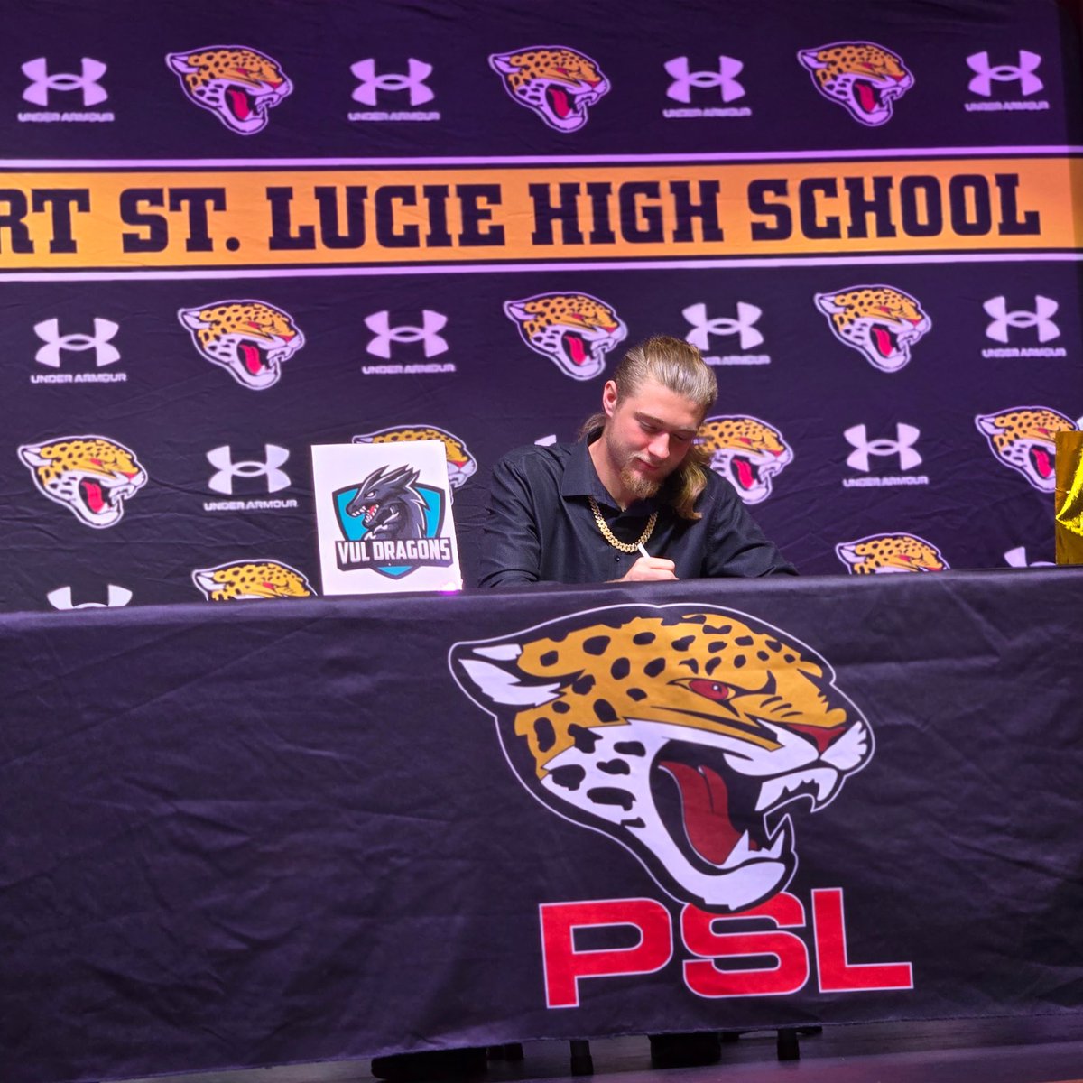 I want to give a big shout out to <a href="/CoachRivers8/">Coach Rivers</a> for helping with my decision and also want to give a special thanks to my coaches,teammates,friends,and Family for supporting me threw my career but with that I have decided to take my talents to Virginia University of Lynchbrug💙🤍