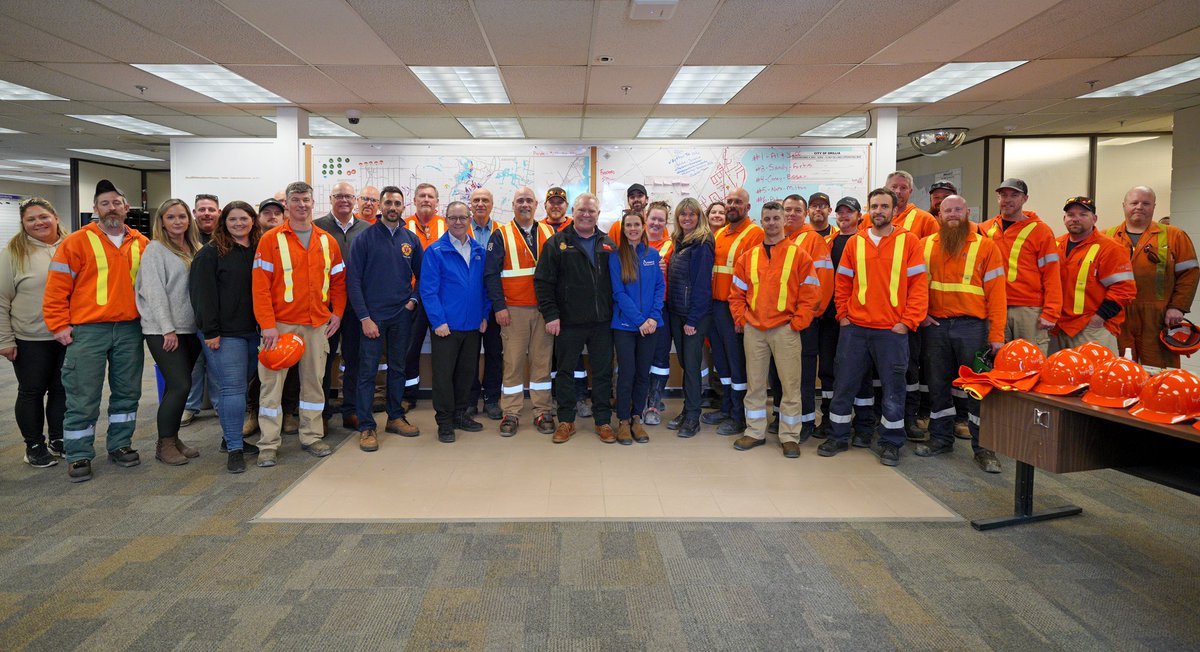 Yesterday, I spent the day on the ground with first responders, hydro workers and the people impacted by the horrible ice storm. I saw firsthand how everyone is coming together, working around the clock to help those still in need. Ontario Corps is providing whatever personnel