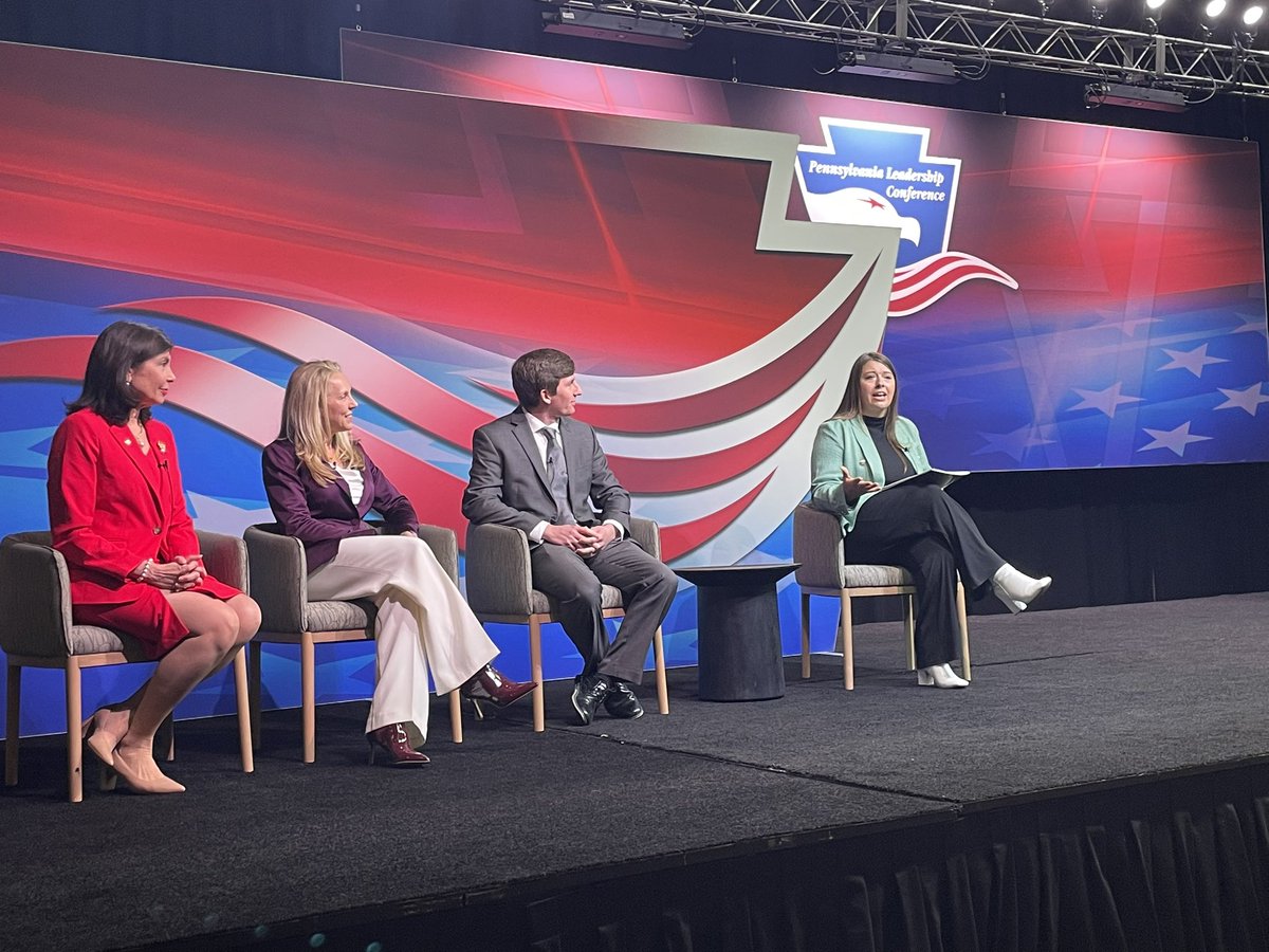Ash8156's tweet image. .@EmilyRoseGreene taking the stage to talk #REINS with unmatched champions @SenatorKristin, @dwkeefer &amp;amp; Rep. Kephart. A shout to @BasedMikeLee for addressing @LeadPA’s #PLC2025. We can do this, PA &amp;amp; ‘Merica.