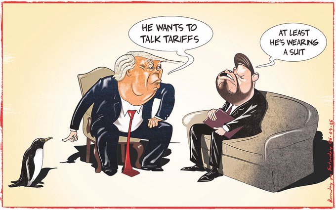 echofm_online's tweet photo. Карикатура дня

Трамп: «Он хочет говорить о тарифах» 
Вэнс: «Ну хоть в костюме пришёл»

Президент США Дональд Трамп обложил таможенными пошлинами острова Херд и Макдональд, где обитают только тюлени и пингвины.

Автор: Andy Bunday 🇬🇧 https://t.co/XIrKoVSLpF