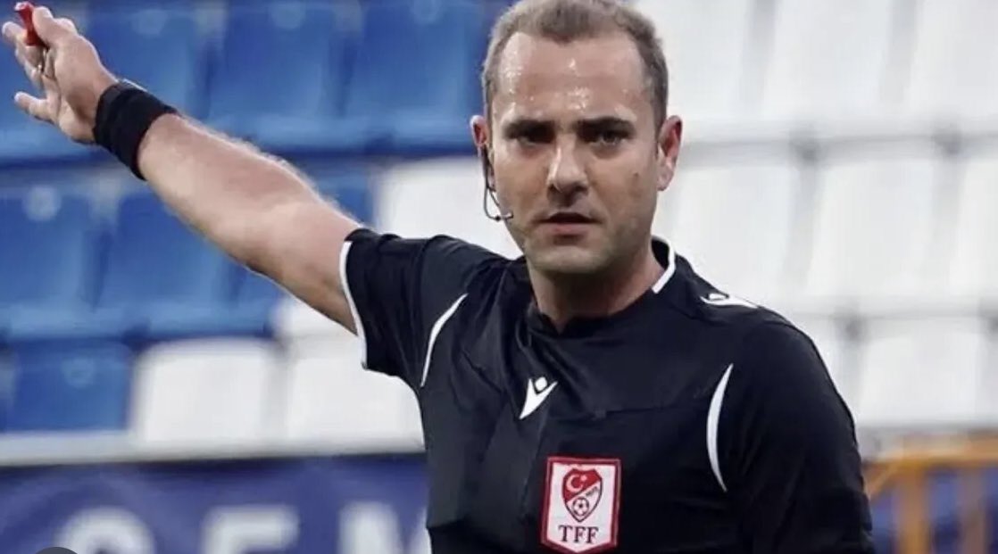 Adamın aklıyla alay eder gibi maç veriyorlar hayret  
Kayseri maçını yöneten pezevenk 
Konya’ya karşı bir sıkıntı problemi var 
Öyle bir  şey  olamaz kimse 
Adiye şuna kimse 
Haddini bildirmiyor   Ya!!!