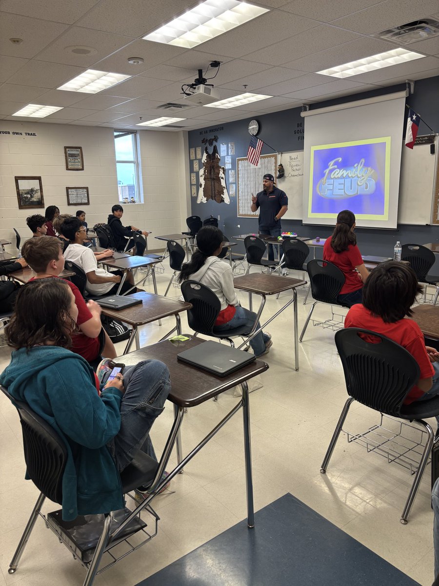Dr. John Folks MS (@nisdfolks) on Twitter photo History Bowl 2025! Stallion Strong! Our amazing history teachers are facilitating an amazing review to prepare our Stallions! <a href="/NISD/">Northside ISD</a> History Bowl 2025! Stallion Strong! Our amazing history teachers are facilitating an amazing review to prepare our Stallions! <a href="/NISD/">Northside ISD</a>