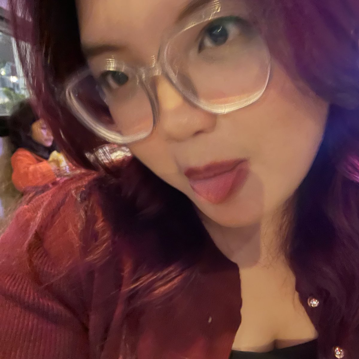 rustedcams's tweet photo. sibuk bgt hari ini kyk fanmeet https://t.co/EzFyW1tEJ9