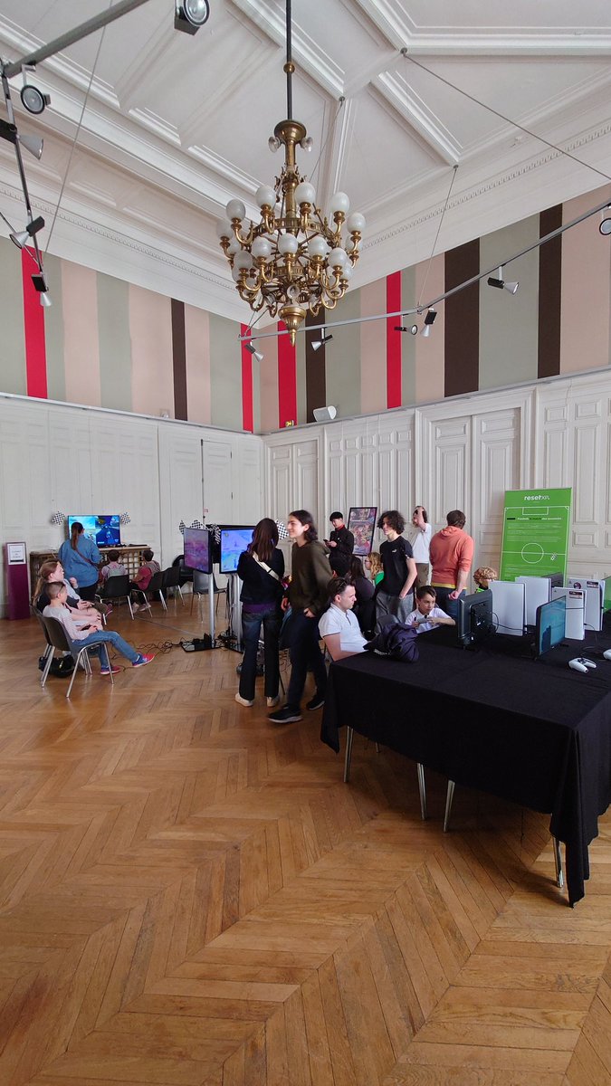 FuryVS_'s tweet photo. 🚦 En direct de Paris 13 et de Nantes aujourd'hui 🔥🎮
🕶️ Administration et support tournoi pour #ResetXP et le #PlayParis13 !
🆚 Animation pour les centres sociaux culturels de Nantes #NAGW pendant 5 jours avec #Furyvs !
#NAGW #PLAYPARIS13 #FURYVS #RESETXP https://t.co/B0WW6yFQS5