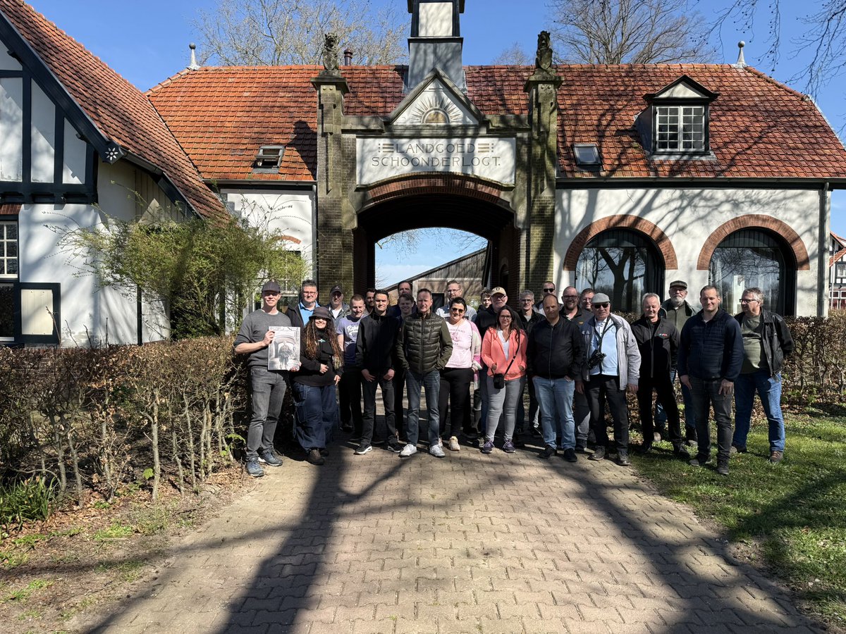 Schoonderlogt Estate group photo with today's clients. All Dutch so had to flip the language switch today. With weather being fully in spring mode we had a fantastic day! Tour was organized by Joel Stoppels battlefield tours.