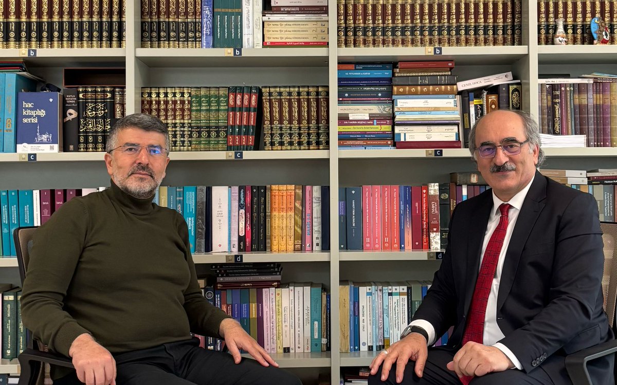 Mehmet Nezir Gül'ün Bünyamin Erul Hoca ile "Bir Baba ve Bir Oğul Hikâyesi…" yazısı yayında...