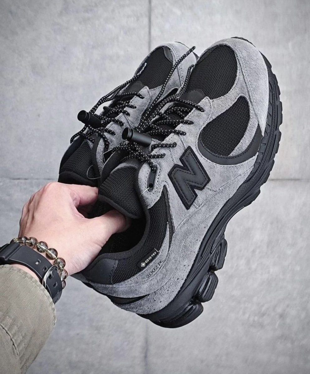 DayDream Kicks tweet media