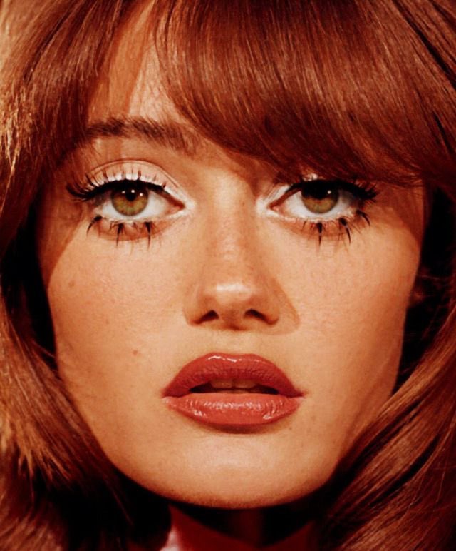 60’s inspired makeup had me obsessed