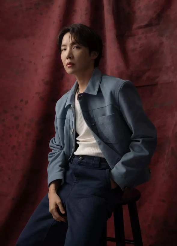 AboutMusicYT's tweet photo. J-Hope for Los Angeles Times. https://t.co/aGQgT6Z9Oj