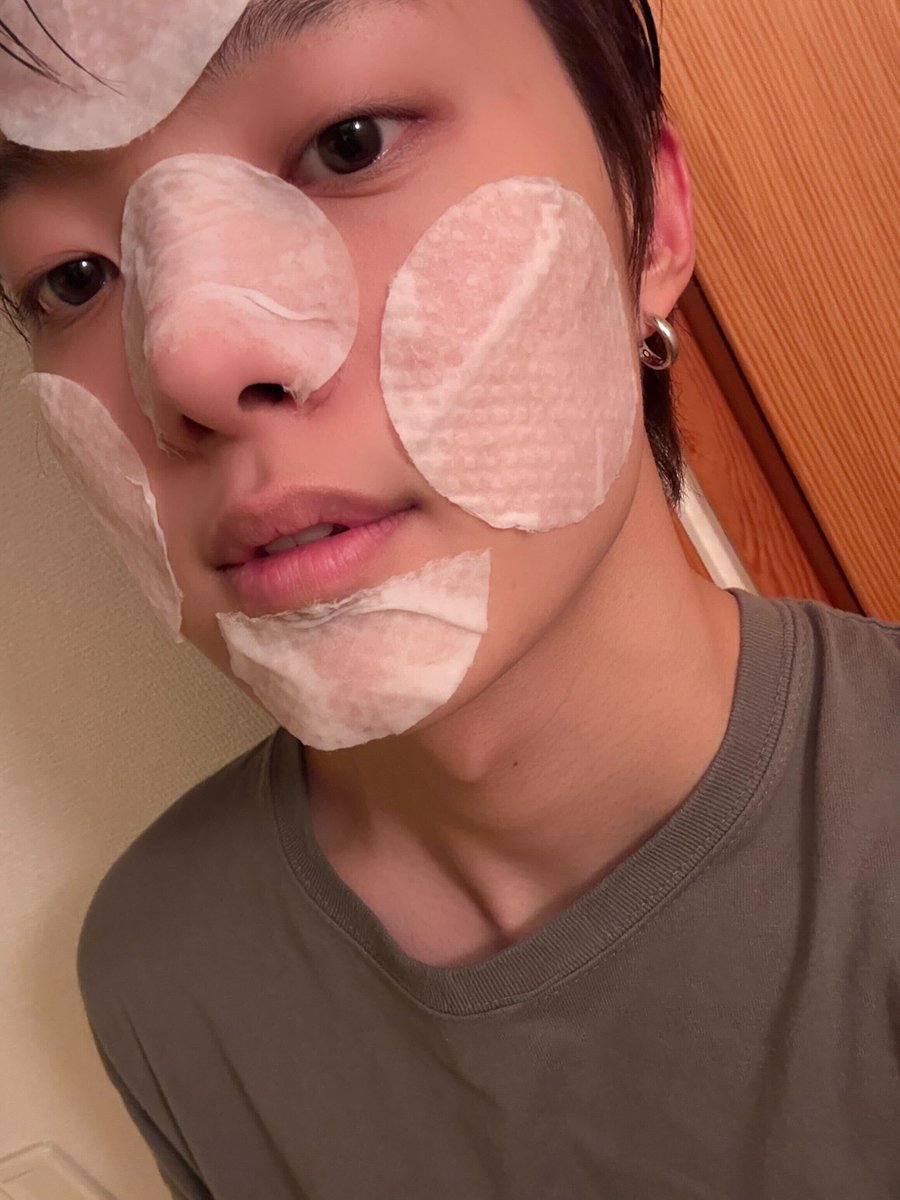 ㅋㅋㅋㅋㅋㅋㅋ아니 진심 당황스러워
스킨팩 야무지게 하네...