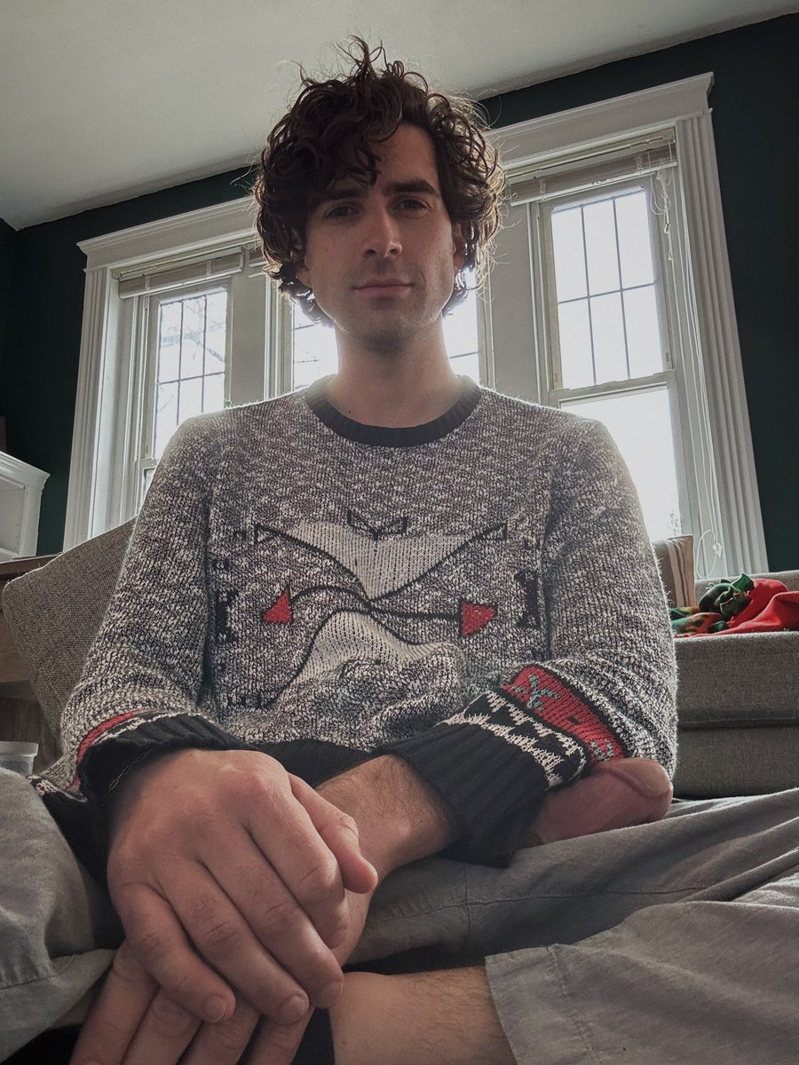 Gotta match your outfit to the gray weather