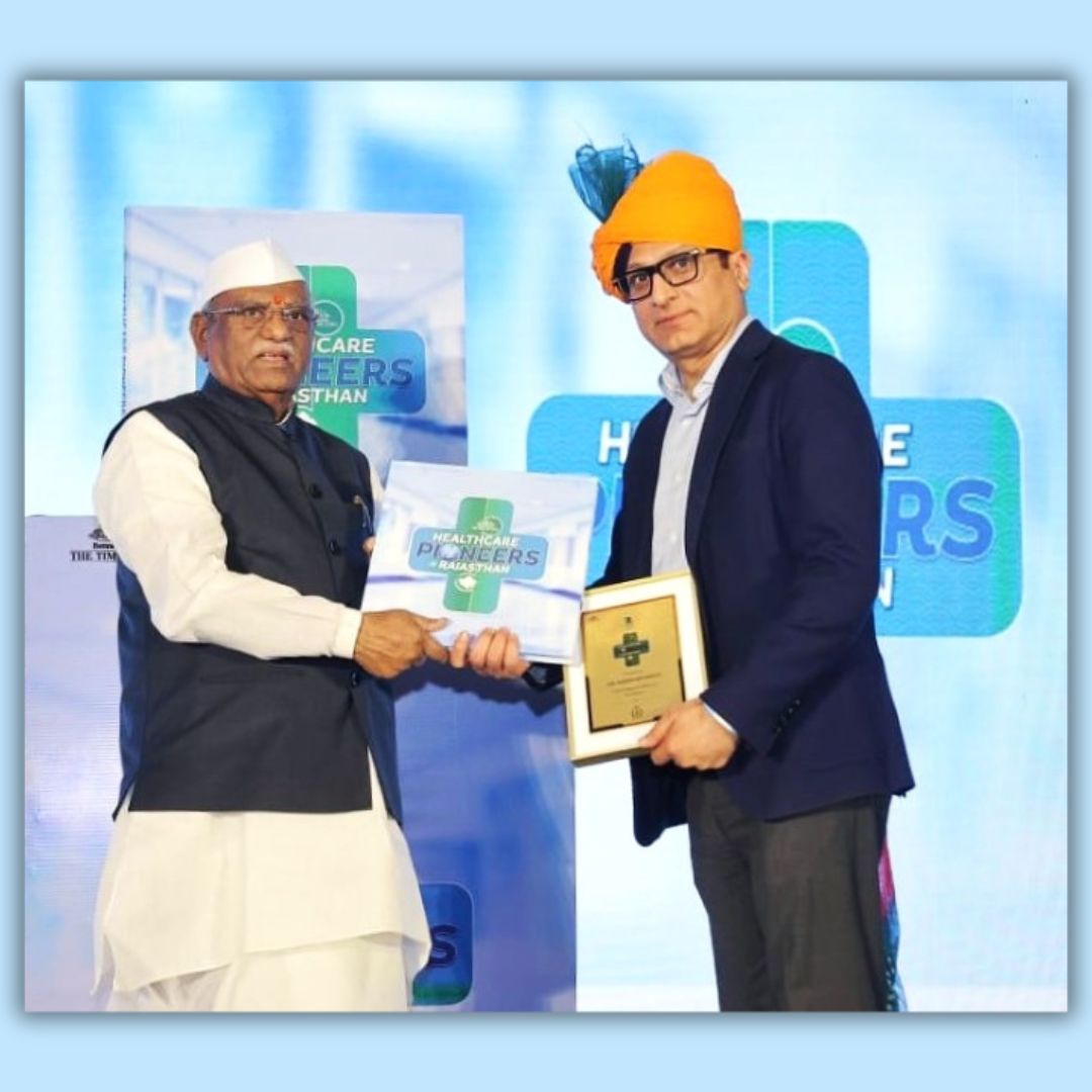 Dr.Rajesh Bhojwani (@rajeshbhojwani1) on Twitter photo Felicitated by the Honourable Governor of Rajasthan Shri <a href="/BagadeHaribhau/">Haribhau Bagade</a> Ji. Thank you Rajasthan and SDMH Healthcare for bringing me up as a pioneer surgeon!
#rajasthan #jaipur #surgery #cancer #laparoscopy Felicitated by the Honourable Governor of Rajasthan Shri <a href="/BagadeHaribhau/">Haribhau Bagade</a> Ji. Thank you Rajasthan and SDMH Healthcare for bringing me up as a pioneer surgeon!
#rajasthan #jaipur #surgery #cancer #laparoscopy