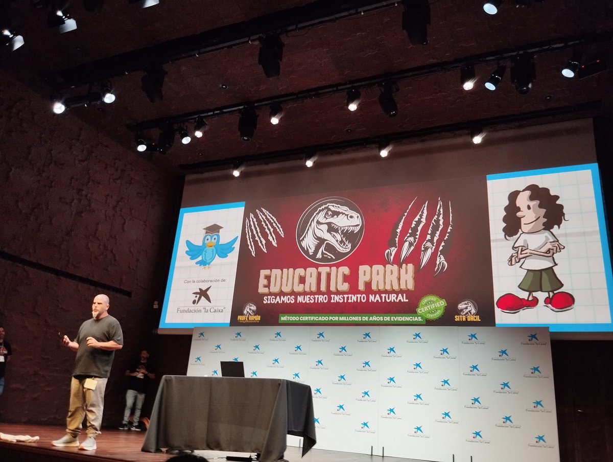 "Somos paleontólogos,
desenterramos los potenciales"
 <a href="/Profe_RamonRG/">Profe Ramón ✐</a> 
#Edujornadas