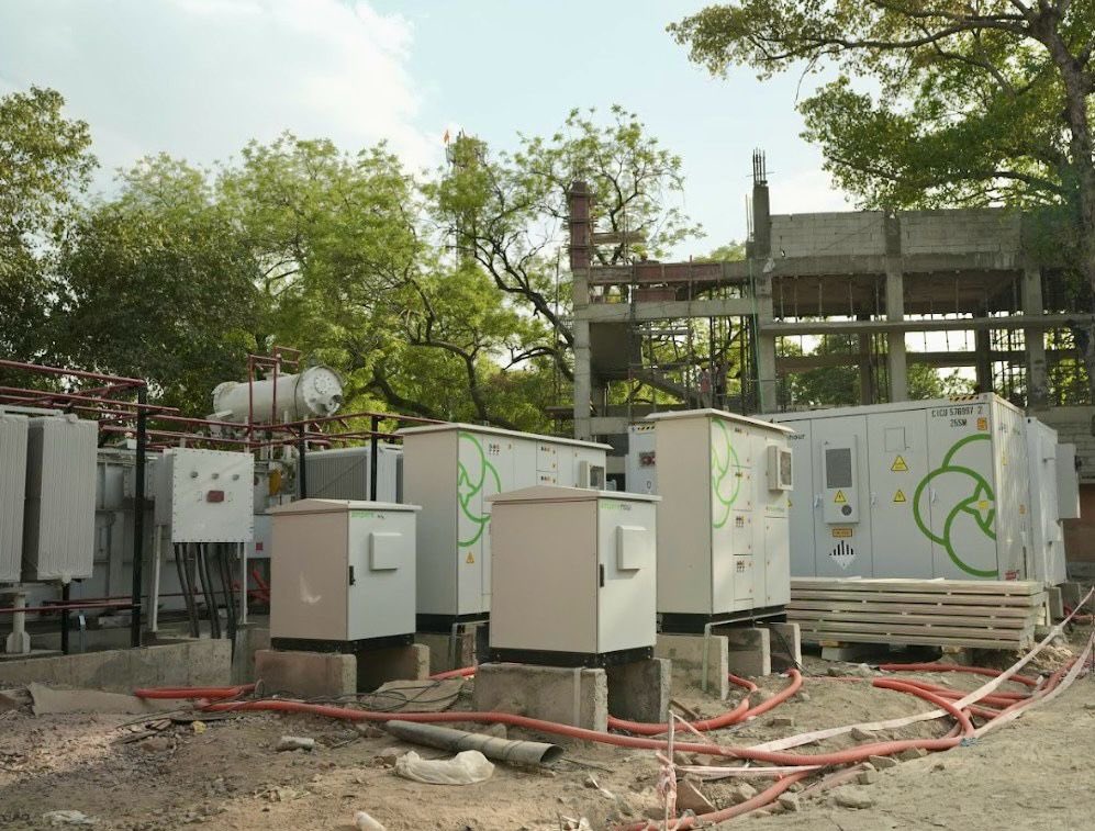 Saurabh_KumR's tweet image. 🇮🇳&apos;s 1st regulated utility-scale #BESS project, Kilokari BESS, is a game-changer! With tariffs 55% lower than previous benchmarks, it sets a new precedent for commercial energy storage &amp;amp; will play a critical role in #GridStabilization. #LetsChangeEnergy