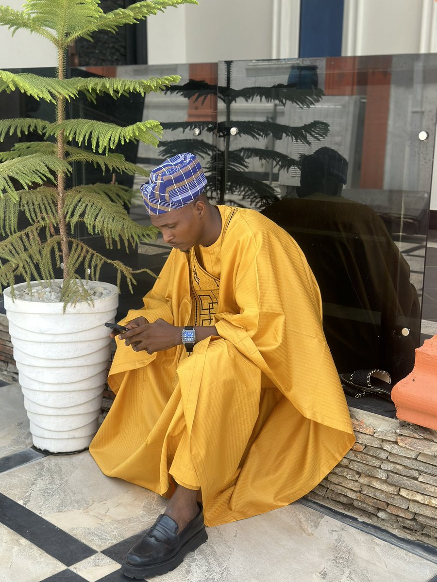 JayWisdom19's tweet photo. Saturday for #Owanbe jade tan sehh 💛

Styled ✂️ : @chrizapparel https://t.co/h1l37QRkAL