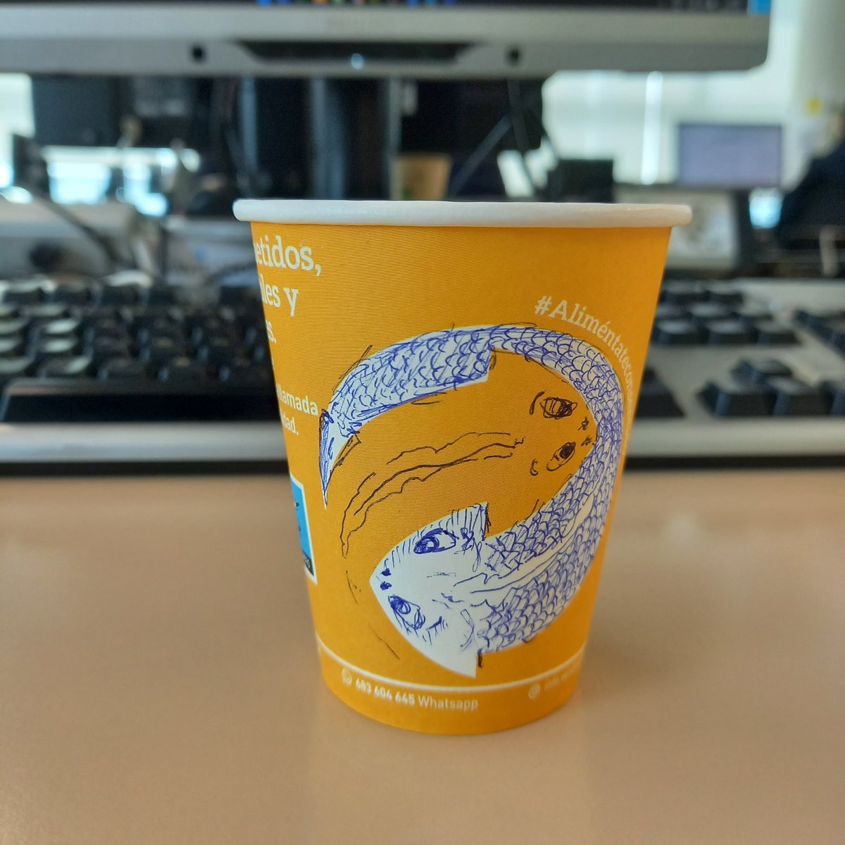 Anilibro's tweet image. Ayer hubo de nuevo a esperar pacientemente que terminasen de ejecutar algunos procesos
#depurando #programando #cafe #coffee