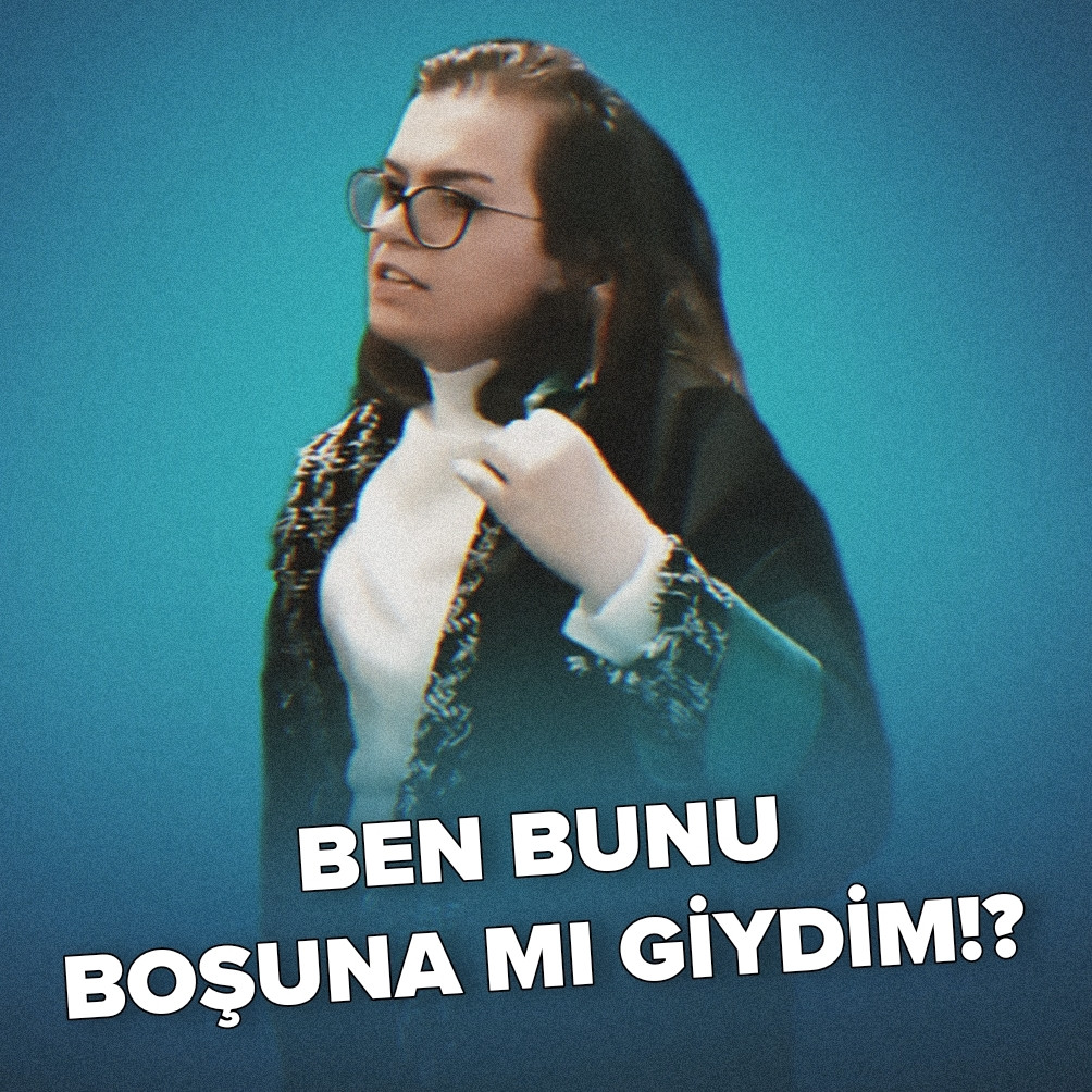 Senin de Avukatlar Günün kutlu olsun Kraliçe