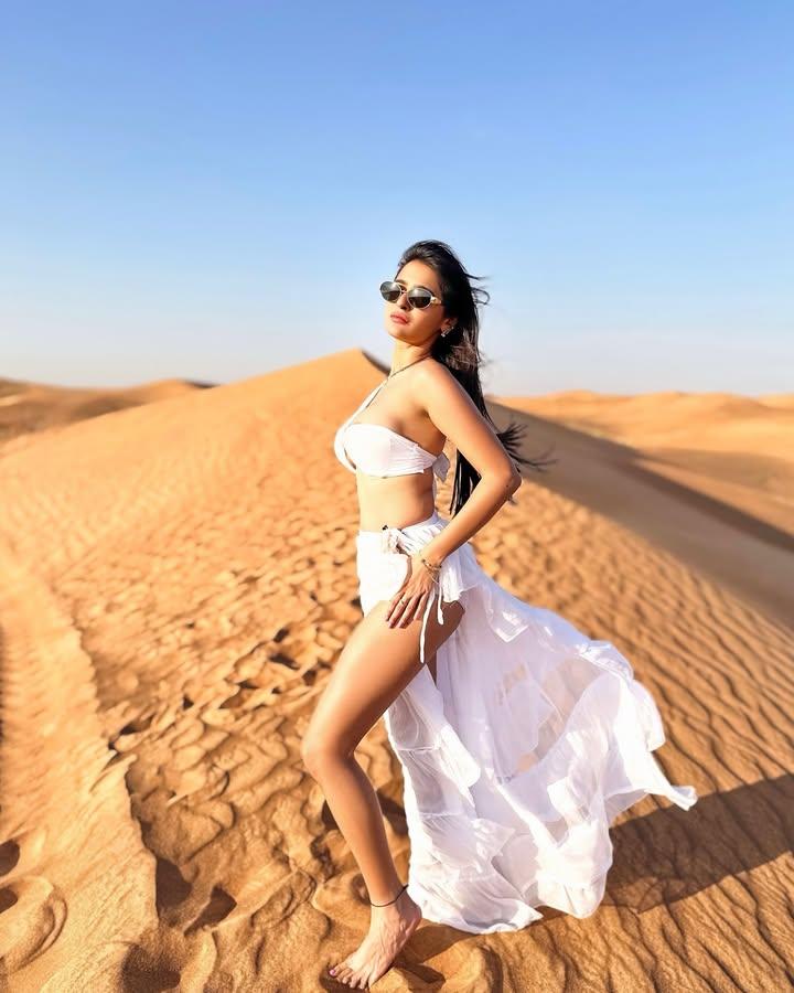 GnxJ9OKWkAAkWDA?format=jpg&name=900x900