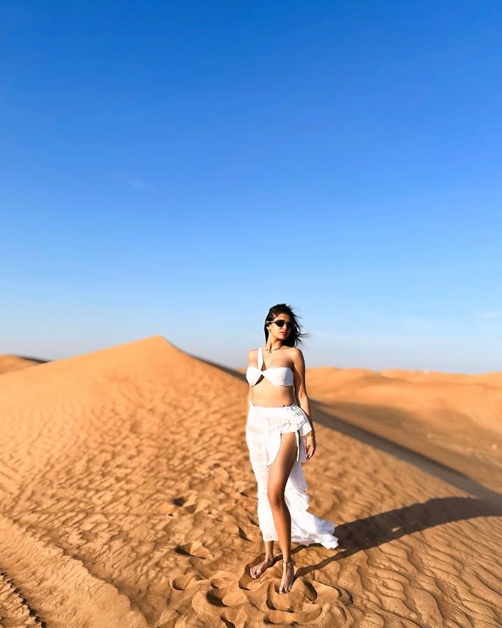 GnxJ9TMWIAADdG8?format=jpg&name=900x900