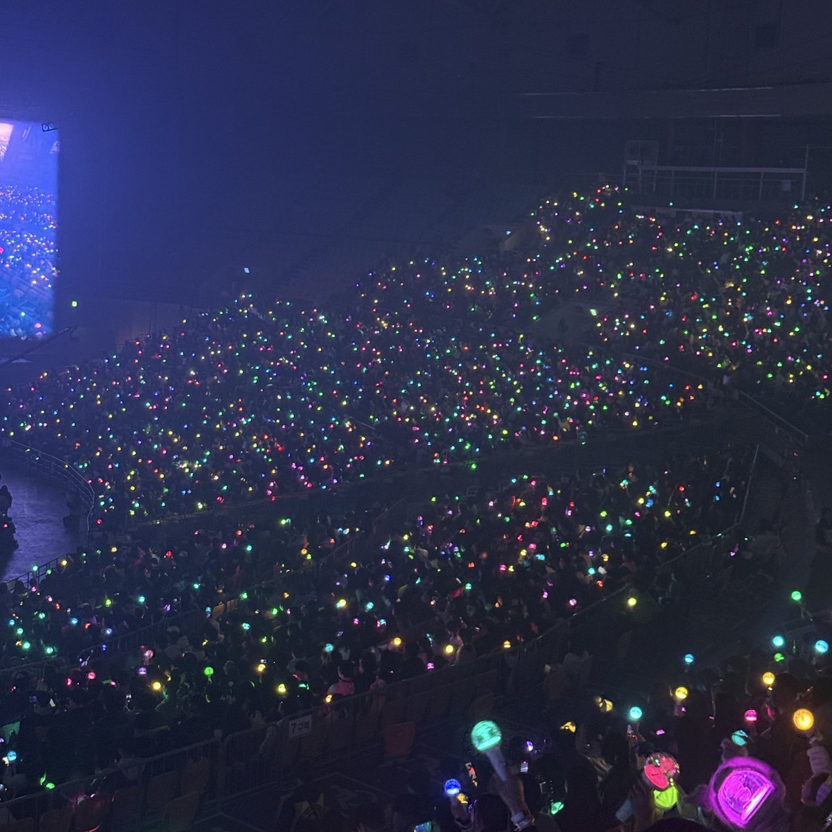 언니들 빨리나와요