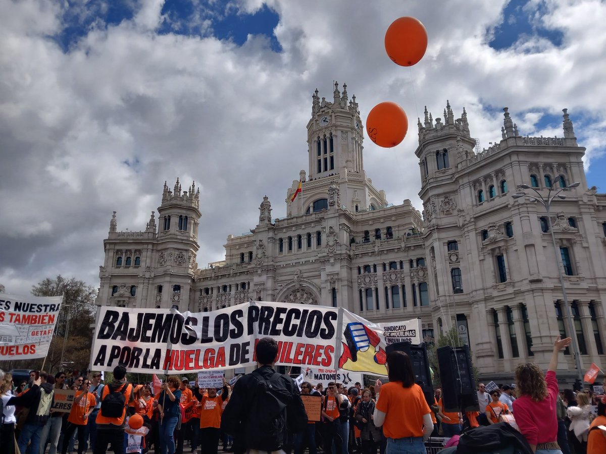 ✊🏽AQUÍ ESTÁ EL PODER INQUILINO

🟠 Hoy #5A Madrid se vuelve a teñir de naranja. Más de 150.000 voces contra el negocio de la vivienda‼️

#YoVoy5A