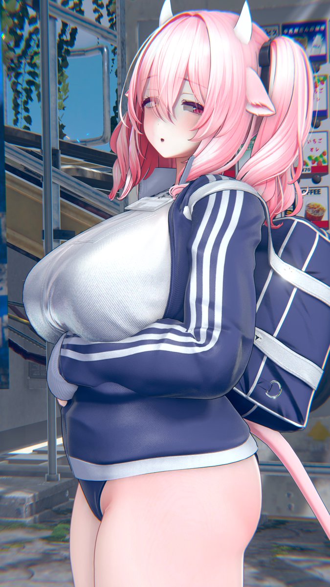 「........じろじろ見すぎじゃない?」 