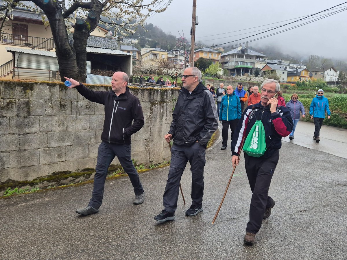Hoy celebramos en Corullón la 1ª ruta del año, dedicada a la cereza. 
Gracias a <a href="/BancoTierras/">Banco de Tierras del Bierzo</a> y Alimentos de Calidad del #Bierzo.
📅 Próxima parada: Septiembre, con pimiento, manzana reineta y pera conferencia. 🍎🍐

<a href="/CorullonEsMucho/">Corullón es mucho</a> #RutasporlaCalidad

🔗 ccbierzo.com/cerezos-en-cor…