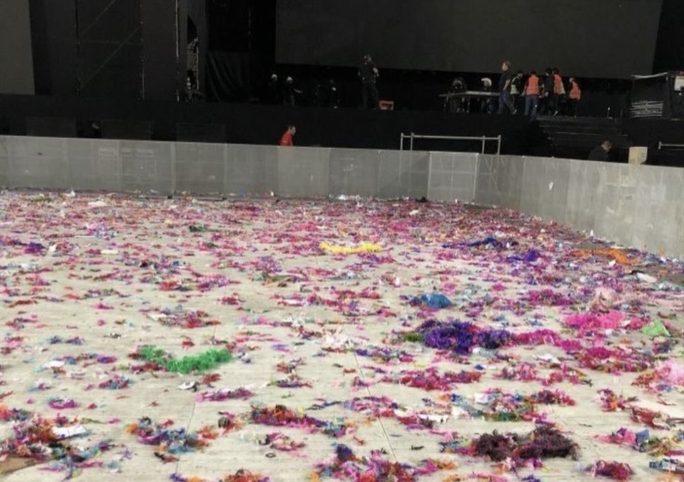 love on tour’s impact on concert fashion will always be iconic