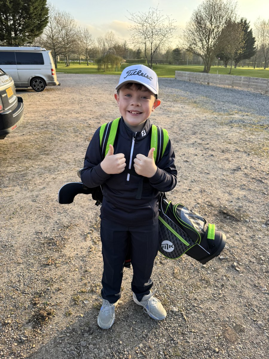 Longshot_Ted's tweet photo. Proud Dad alert/warning!
My son (8) played his 1st Golf Tournament today and played a career best round in the Junior Masters in Gloucestershire ⛳️
Early tee-off and nearly holed-out into the wind on the par 3 too!
Obviously doesn’t take after me!
#Golf | #JuniorMasters https://t.co/9luGJ8Xl0j