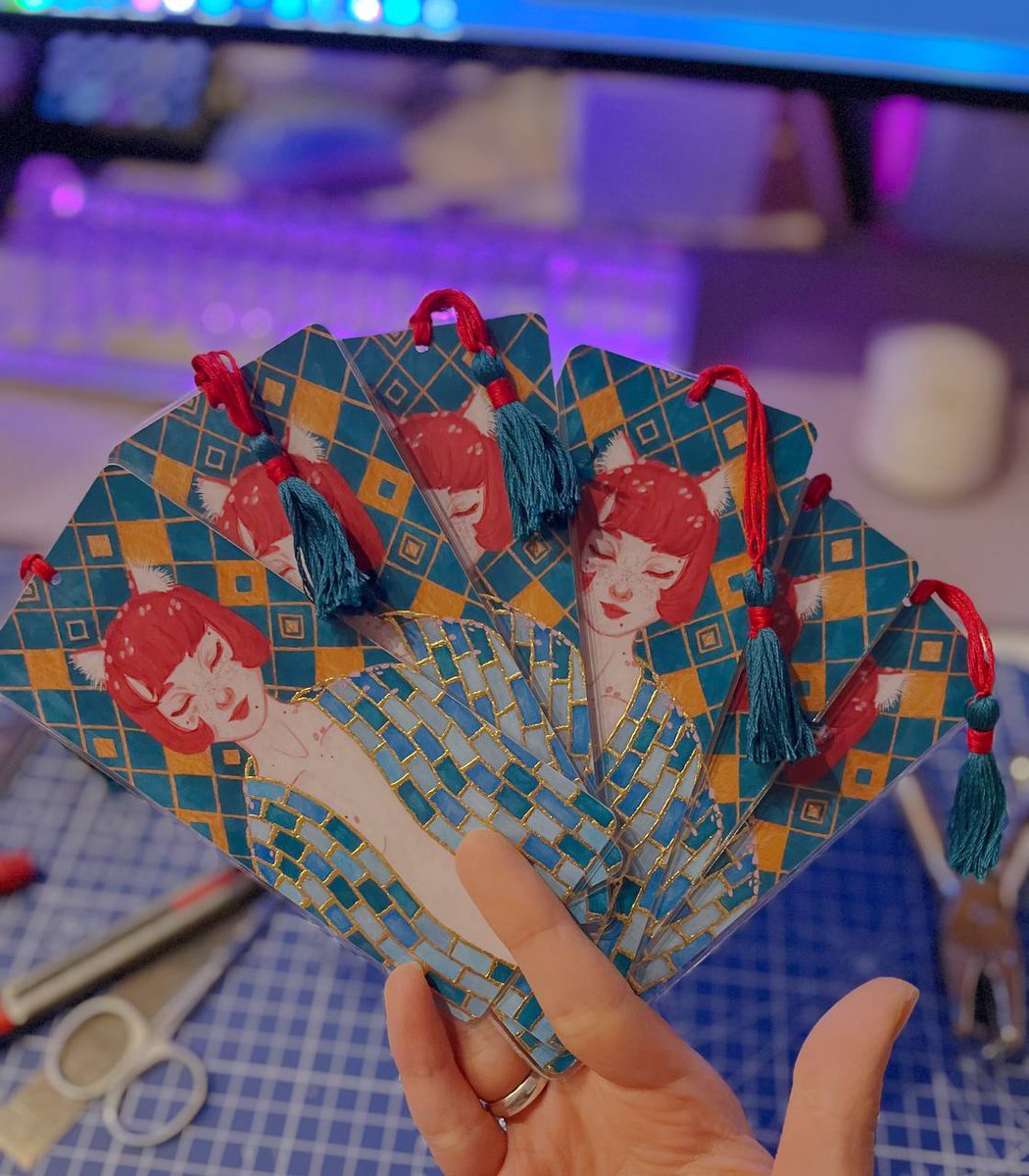 takeomeow's tweet image. working on new handmade merchhhh