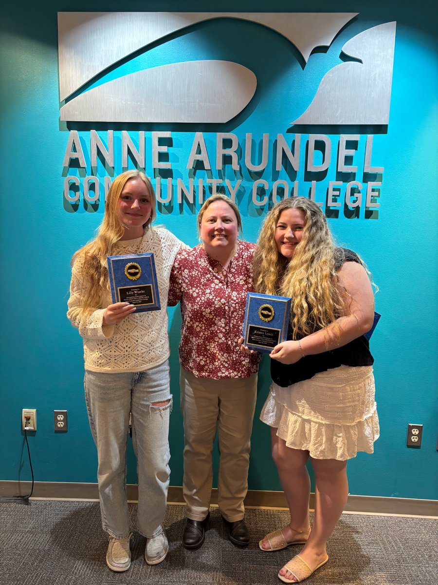 AACPS C&I (@aacps_ci) on Twitter photo Congratulations to those involved in FOCA collaboration between AACC and AACPS. Kristen, Lilly and Ms. Hostetter from <a href="/SouthernHSAACPS/">Southern High</a> were awarded for their excellence by the dean. 👏🏽👏🏽👏🏽 Congratulations to those involved in FOCA collaboration between AACC and AACPS. Kristen, Lilly and Ms. Hostetter from <a href="/SouthernHSAACPS/">Southern High</a> were awarded for their excellence by the dean. 👏🏽👏🏽👏🏽