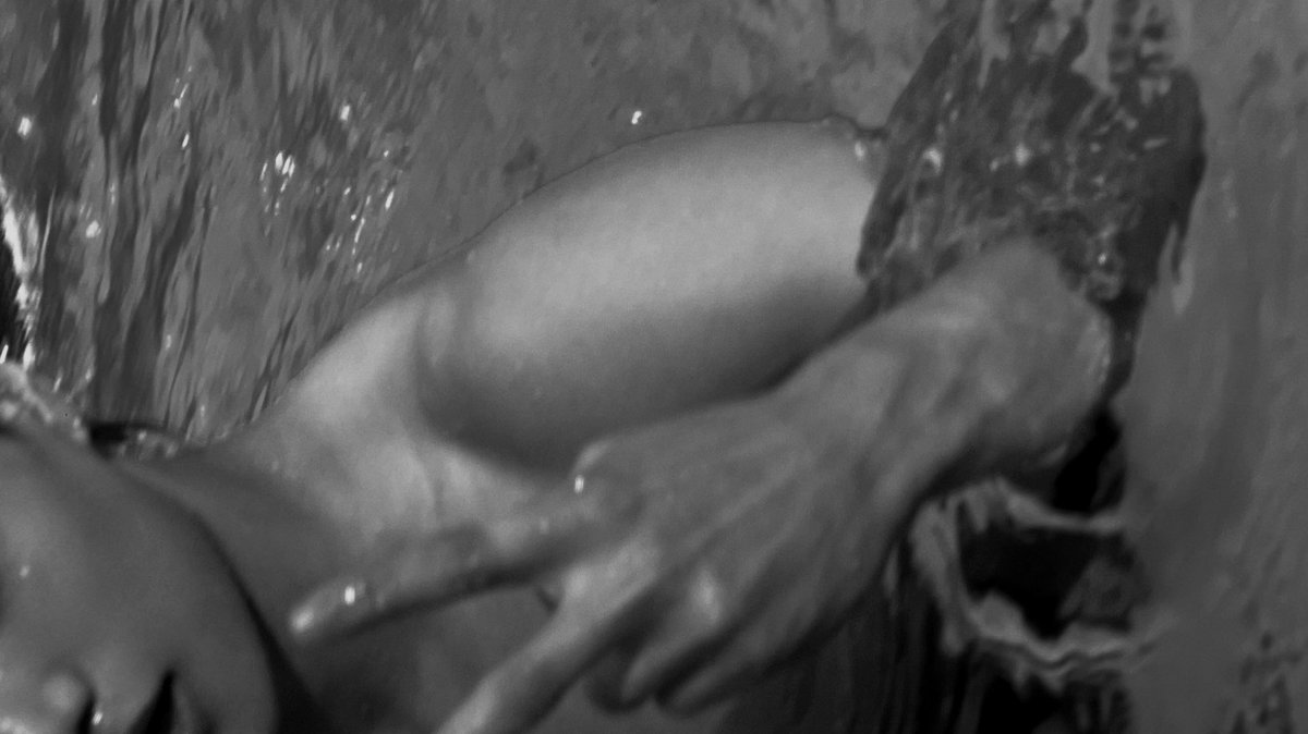 HALFOFLAME's tweet image. 