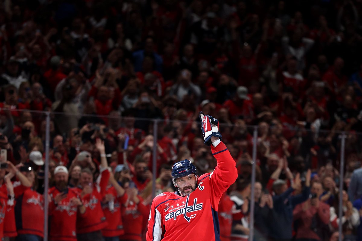 Patrick Smith (@patricksmith04) on Twitter photo Buzzing building! Alex Ovechkin of the <a href="/Capitals/">Washington Capitals</a> celebrated his 894th career NHL goal which tied him with Wayne Gretzky for the all-time goal scoring record // <a href="/GettySport/">Getty Images Sport</a> Buzzing building! Alex Ovechkin of the <a href="/Capitals/">Washington Capitals</a> celebrated his 894th career NHL goal which tied him with Wayne Gretzky for the all-time goal scoring record // <a href="/GettySport/">Getty Images Sport</a>