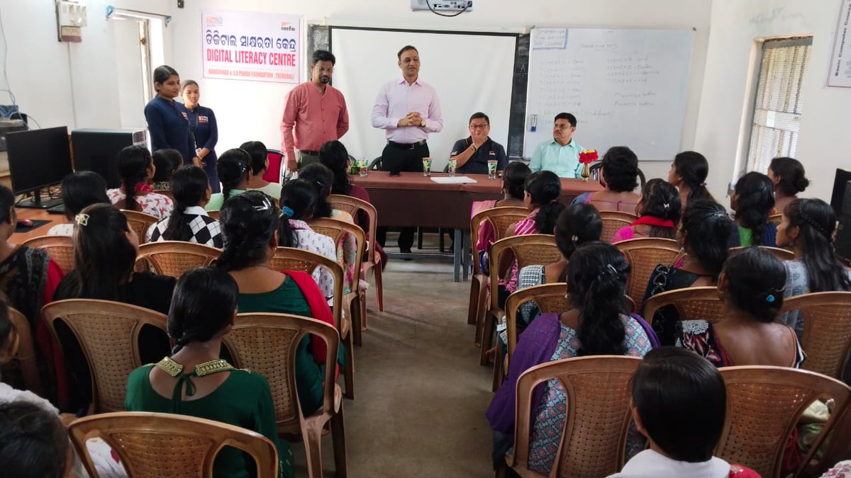 Bansidhar & Ila Panda Foundation (BIPF) (@bipf_odisha) on Twitter photo A proud moment at our Digital Literacy Centre, Therubali!
Students of Batches 1 & 2 received certificates in the presence of <a href="/dharmesgohel/">dharmesh gohel</a> & Mr Asish Roy. Congratulations to Damayanti Jiraka for landing a job post-trainingâproof of impact in action!
#DigitalLiteracy #IMFA #BIPF A proud moment at our Digital Literacy Centre, Therubali!
Students of Batches 1 & 2 received certificates in the presence of <a href="/dharmesgohel/">dharmesh gohel</a> & Mr Asish Roy. Congratulations to Damayanti Jiraka for landing a job post-trainingâproof of impact in action!
#DigitalLiteracy #IMFA #BIPF