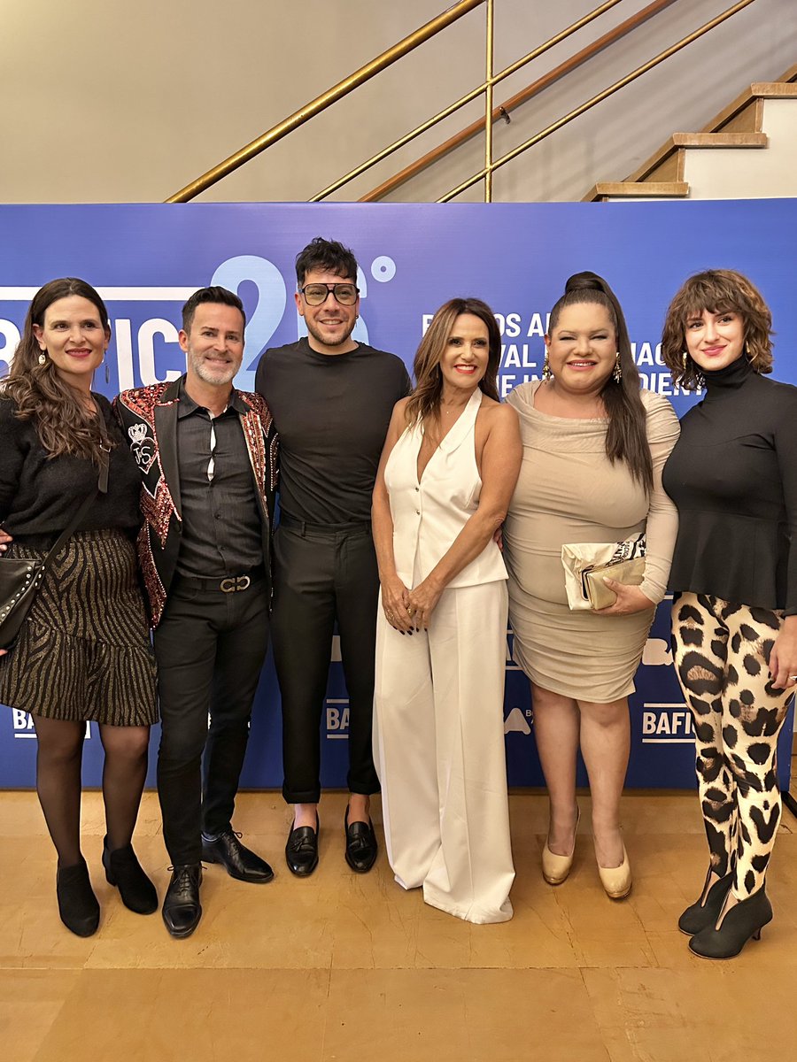 Estrenamos en #Bafici CUATRO ESTRELLAS <a href="/rominaescobar03/">Romina Escobar</a> <a href="/anacelentano69/">Ana Celentano</a> <a href="/LaCallejonOk/">Fer Callejon</a>