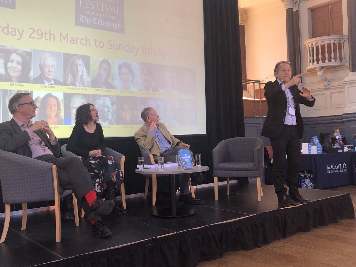 Brilliant session ⁦<a href="/oxfordlitfest/">OxfordLitFest</a>⁩ chaired by ⁦<a href="/AnthonySeldon/">Sir Anthony Seldon</a>⁩ with inspiring and informed panel ⁦<a href="/PJTheEconomist/">Paul Johnson</a>⁩ Meg Russell and ⁦<a href="/johnkampfner/">John Kampfner</a>⁩ On Conservative Effect