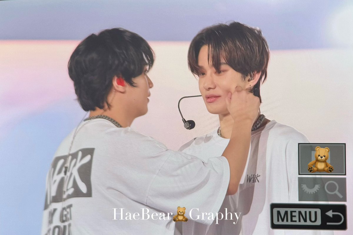 m_twtysxaugst's tweet photo. หวงแก้มตัวเองก็ไม่ทัน เอาคืนก็ไม่ได้555555555555 https://t.co/hNqSLlVOaY
