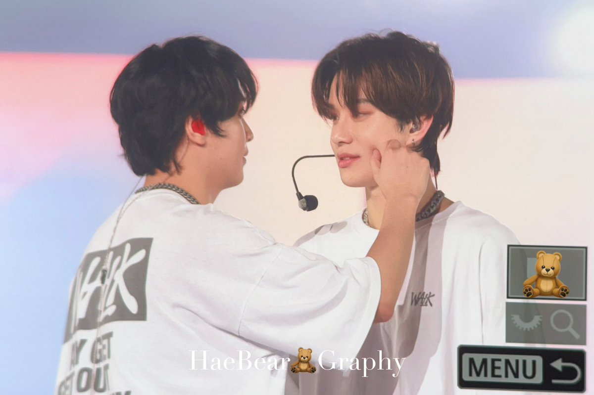 m_twtysxaugst's tweet photo. หวงแก้มตัวเองก็ไม่ทัน เอาคืนก็ไม่ได้555555555555 https://t.co/hNqSLlVOaY