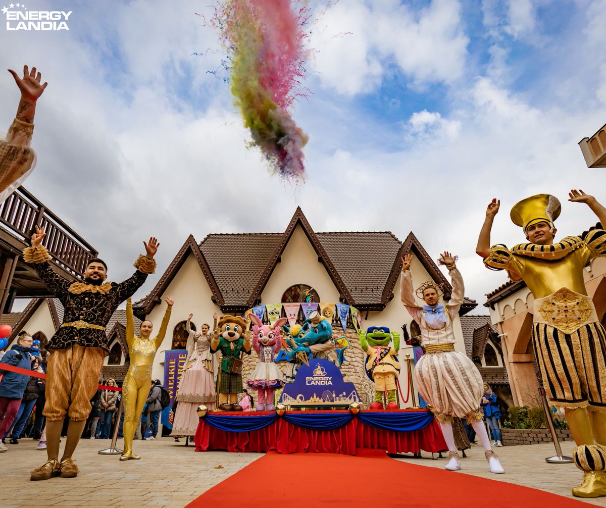 🇵🇱
Po długiej przerwie w końcu możemy ponownie powitać Was w krainie magii i zabawy! 🎡🩷 

🇬🇧
After a long hiatus, we can finally welcome you back to the land of magic and fun! 🎡🩷 
#energylandia #parkrozrywki #themepark #otwarciesezonu #wielkieotwarcie #jużotwarte #sezon2025