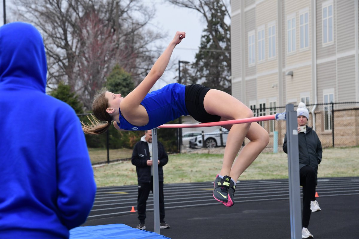 Lynn Groff Invite was 🥶but the Titan girls and boys were on 🔥🔥! 🥇🏃‍♀️🥇🏃‍♂️ 
Keep being and doing amazing things <a href="/papiosouth/">PapioSouth Track and Field</a> <a href="/southtitantrack/">Papio South Girls T&F</a> <a href="/Titanrunning/">PL South Boys XC</a> <a href="/StengGang/">StengGang</a> 

amazon.com/photos/shared/…