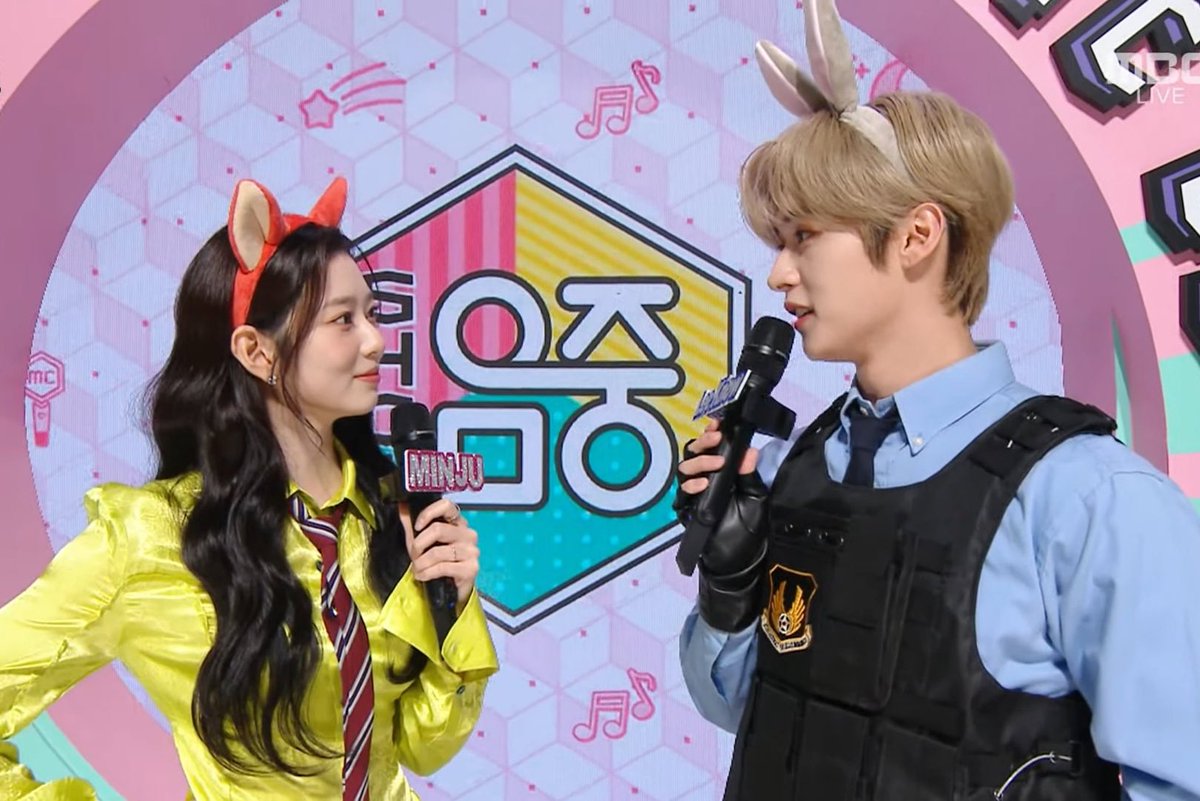 jerrymoontz's tweet photo. 7. #knowju #gummyfall. Dulu ngeship karna mirip junjuw wkwk dan shipname knowju itu belum ada ngasalnya dulu 2min 🥹 Kapal impian kerja bareng bayangin sesinting apa gw saat itu 😭 https://t.co/eooYcunYAM