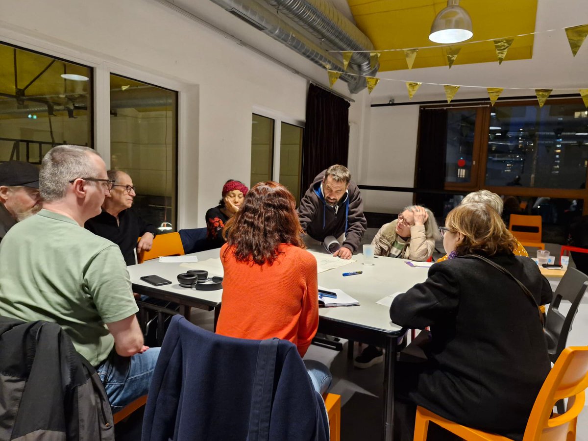monquartier19's tweet image. Retour en images 📷 :
Le 20 mars s'est tenue l'assemblée citoyenne du conseil de quartier Pont de Flandre, au TLM 📍
Les participantes et participants ont discuté de leurs idées d'animations pour la fête de quartier !
#ParticipationCitoyenne
#ConseilDeQuartier
#FeteDeQuartier