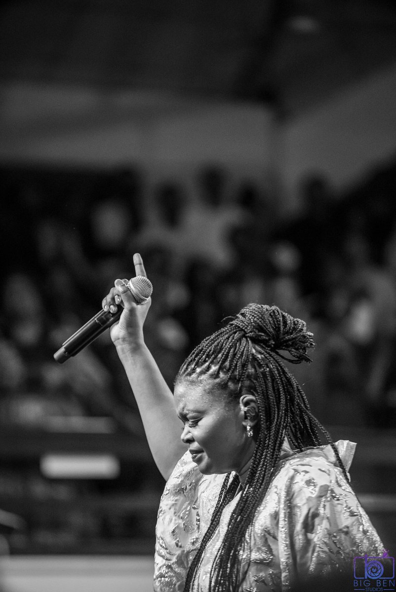 Through every waters, through every mountain
Through every valley, through every gate
Jesu made a way for me! He Gave me Victory!
Rev 12:11
And they overcame him by the blood of the Lamb, and by the word of their testimony
Testifying is a weapon
#JesuCarryMe
#HuruLiveRecording