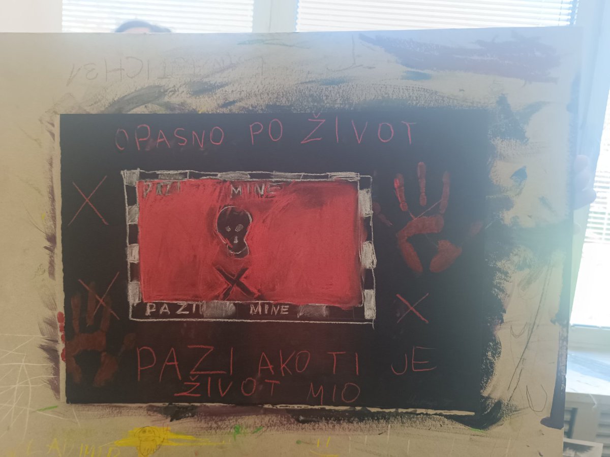 udas_udasrs's tweet image. Podovom #InternationalMineAwarenessDay danas smo u Školi crtanja stvarali likovne radove kroz koje smo ukazali na važnost uspostavljanja sigurnog okruženja bez mina i o potrebi da se #BIH očisti od mina i bude slobodna i sigurna zemlja za sve!
@minefreeworld @MineBanTreaty
