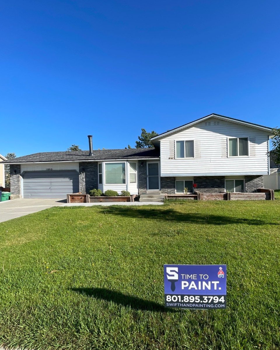 SwiftHandPaint's tweet image. Choosing the right exterior paint color can be daunting. Consider your home&apos;s architecture, surroundings, and personal style. Need guidance? We&apos;re here to help!