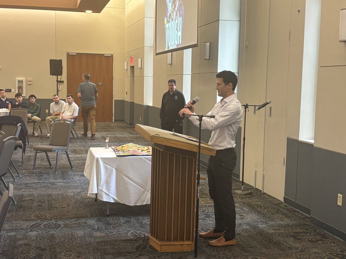 Coach <a href="/DaveKlatsky/">Dave Klatsky</a> of <a href="/NYUAthletics/">NYU Athletics</a> wins the Red Auerbach Jewish Coach of the Year Award from the <a href="/JewishCoaches/">Jewish Coaches Association</a>