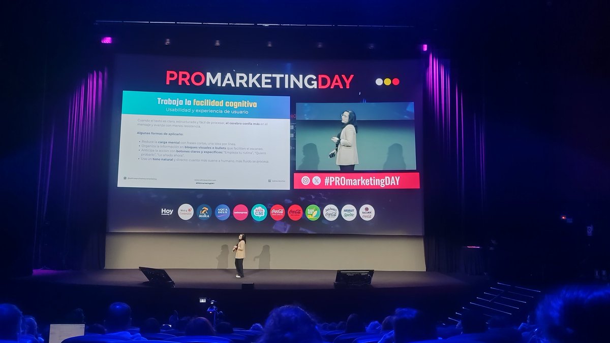 A nosotros sí que nos explota el cerebro escuchando a Salima Sánchez, la crack por excelencia del neuromarketing no podía faltar en el #PROmarketingDAY 🤗

<a href="/aulaCM/">Aula CM - Escuela de Comunicación y Marketing</a> <a href="/promarketingday/">Pro Marketing Day</a>