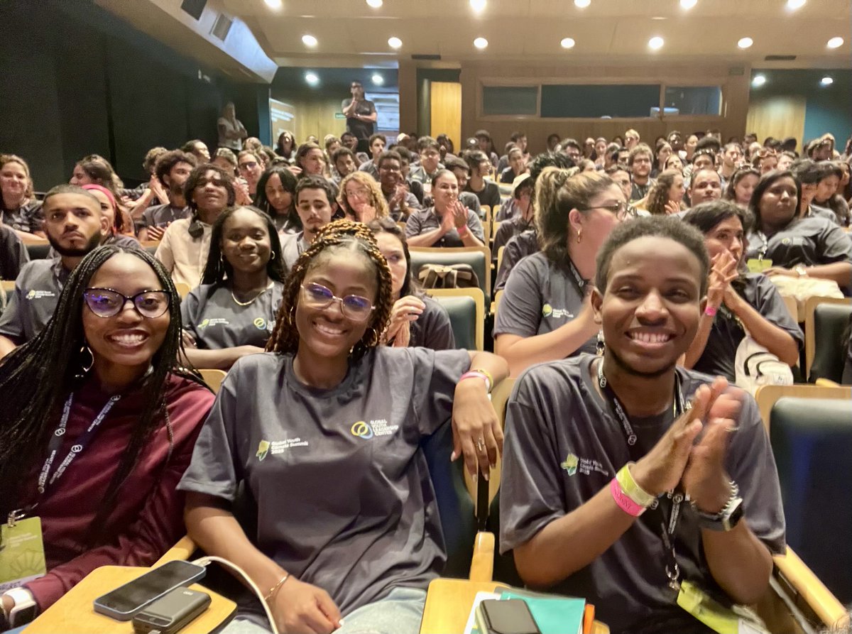 I’m not youth” but they still let me come!  Best part: looking back and seeing 200 future leaders from all over the world bringing fresh ideas to solve our climate crisis!     ⁦<a href="/gylctweets/">Global Youth Leadership Center</a>⁩ #youthleadership #climateaction