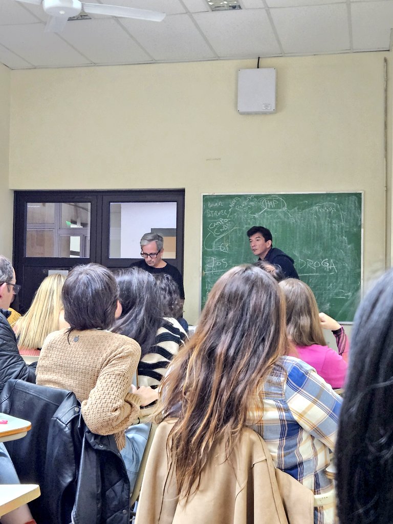 Vlad di Fiore Prieto (@vdifiore) on Twitter photo Lujo de arranque de <a href="/ComPolUBA/">ComPolUBA</a>
2025 | Rinesi de Profe invitado y gran clase de <a href="/t__v/">Victor Taricco</a> y <a href="/AbeVitale/">Abe Mendieta Vitale 🇦🇷</a> (más equipazo de profes que no tengo su @ en mente) #fsoc Lujo de arranque de <a href="/ComPolUBA/">ComPolUBA</a>
2025 | Rinesi de Profe invitado y gran clase de <a href="/t__v/">Victor Taricco</a> y <a href="/AbeVitale/">Abe Mendieta Vitale 🇦🇷</a> (más equipazo de profes que no tengo su @ en mente) #fsoc