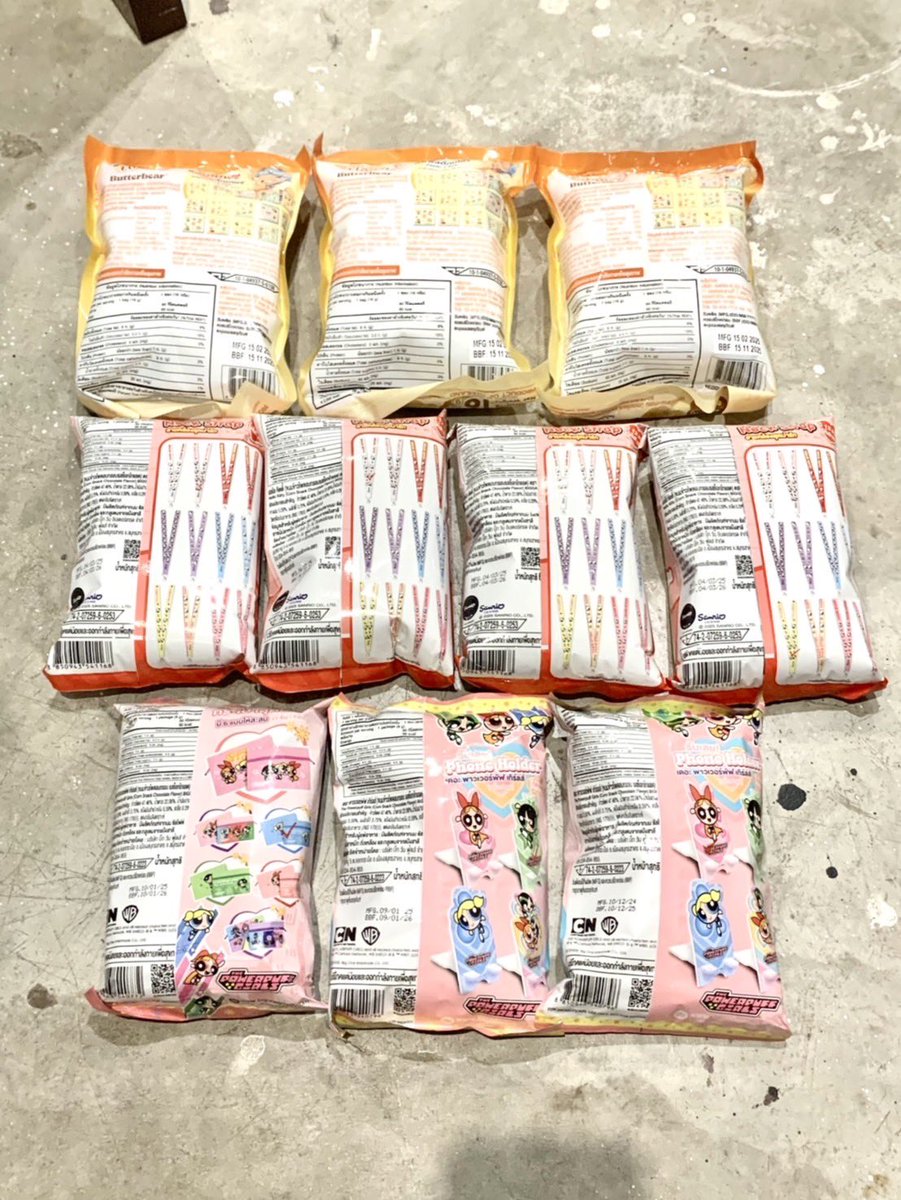 tabulstudio's tweet image. Guys yang mau snack sevel thailand boleh yah hihi ready stock inaa. Ini dalamnya ada gift random beda beda sesuai sama snacknya😋🫰🏻 s.shopee.co.id/7V2pySqsGA